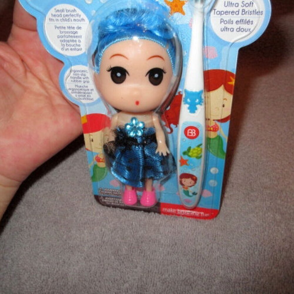 Brush Buddies Kids Soft Toothbrush With Mermaid Doll Glitter Girl Sealed NEW